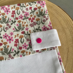 Protège carnet de santé Blanc/Fleurs