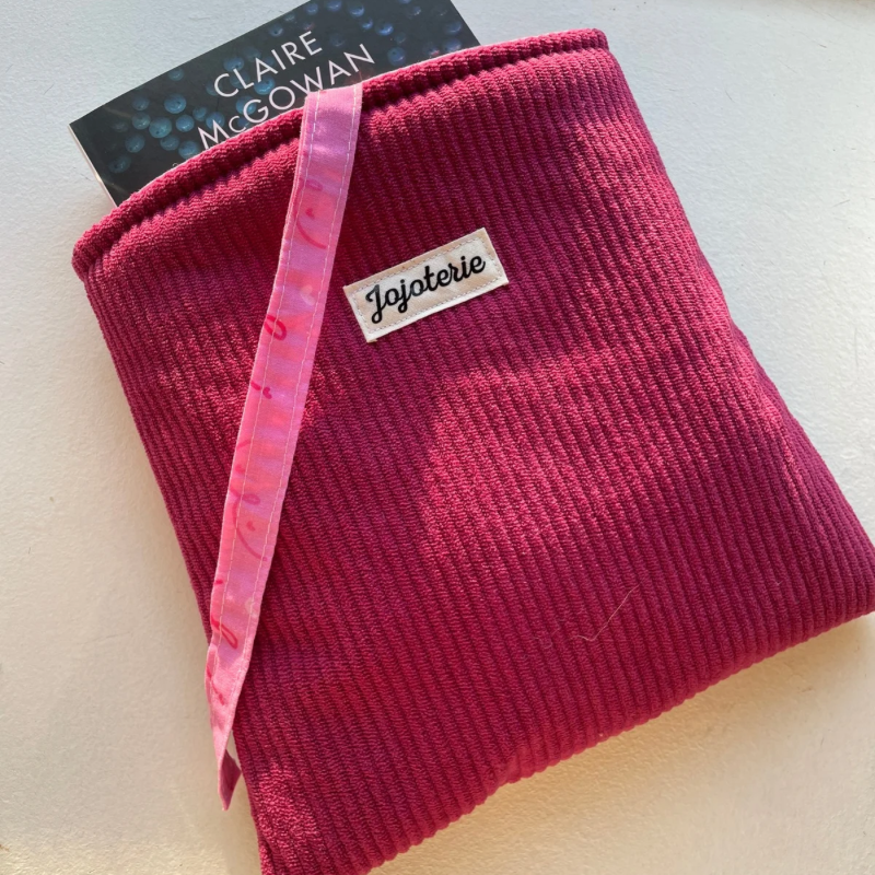 Protège Livre Rose Foncé